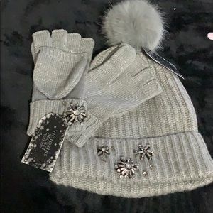 [ VICTORIA SECRET ] hat and glove set
